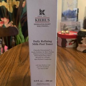 Kiehl’s milk peel toner